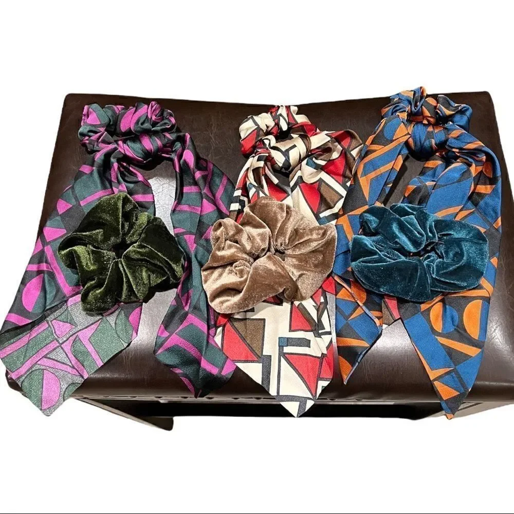 Hair bundle 3 scrunches with matching scrunchy scarfs.